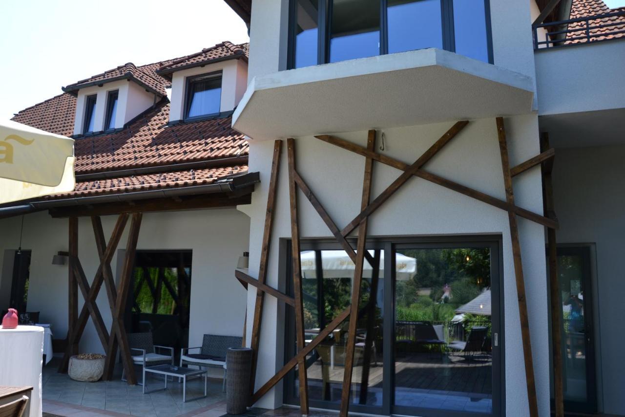 Hotel Rakar Trebnje Exterior photo